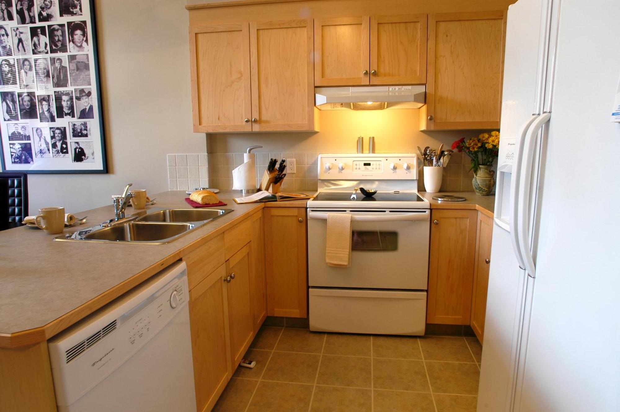 Apartment 411, Antique Heritage Canmore Extérieur photo